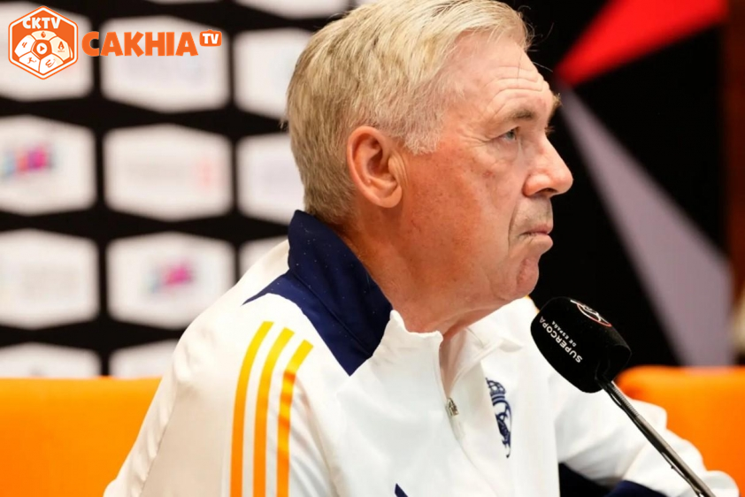 Tiêu đề mới: Phân hóa nội bộ, cầu thủ Real Madrid không hài lòng với HLV Ancelotti