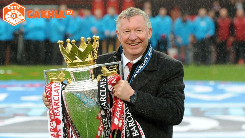 "Khám Phá Điều Khoản Đặc Biệt Sir Alex Ferguson Áp Dụng Tại Manchester United"