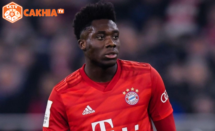 Alphonso Davies Đưa Ra Yêu Cầu Gây Bất Lợi Cho Bayern Munich: Chi Tiết và Hậu Quả