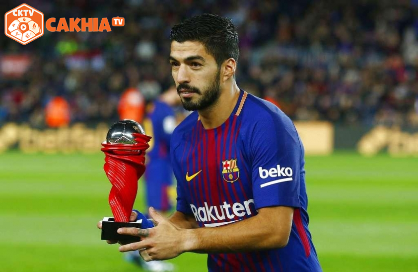 Suarez là huyền thoại của Blaugrana với 6 năm thi đấu, là một phần của bộ ba 