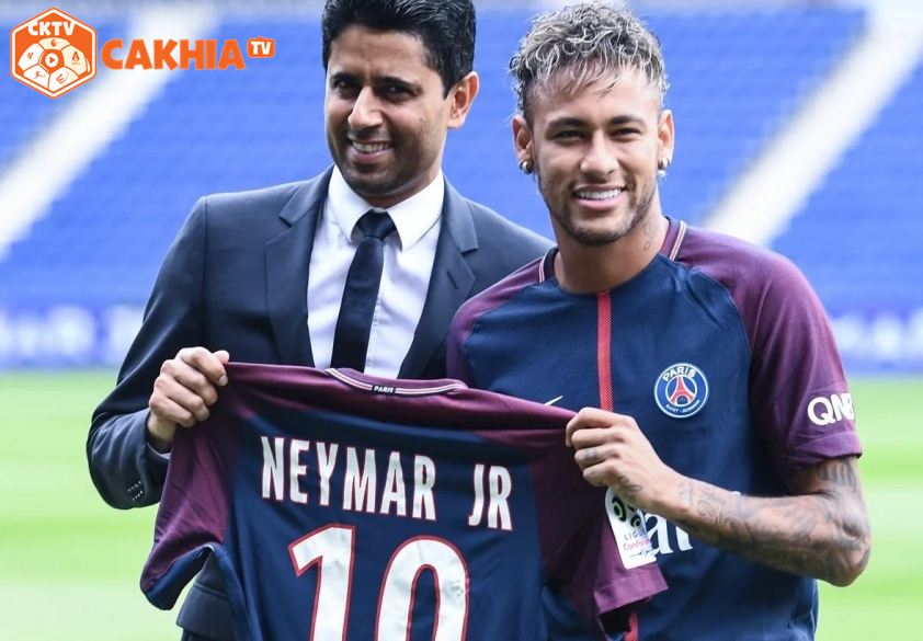 Thương vụ chuyển đến PSG lúc đó của Neymar đã làm chấn động thị trường chuyển nhượng.