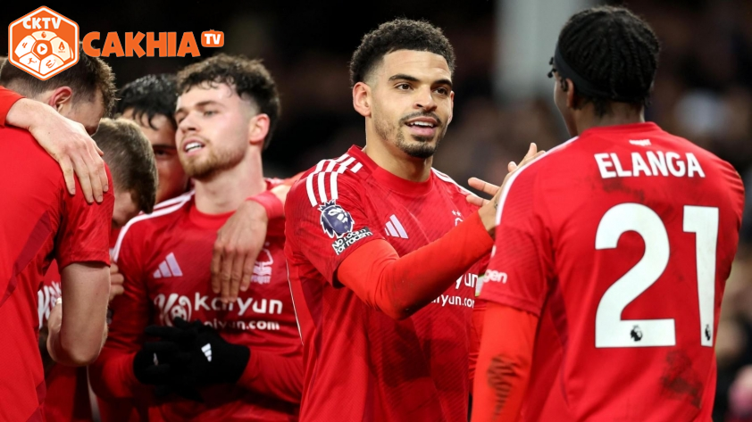 Nottingham Forest đang xếp thứ 2 trên bảng xếp hạng.