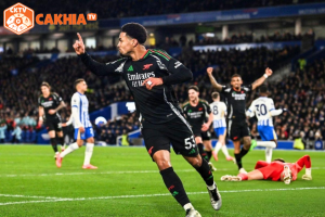 Brighton gây sốc, cướp điểm quý giá khỏi tay Arsenal