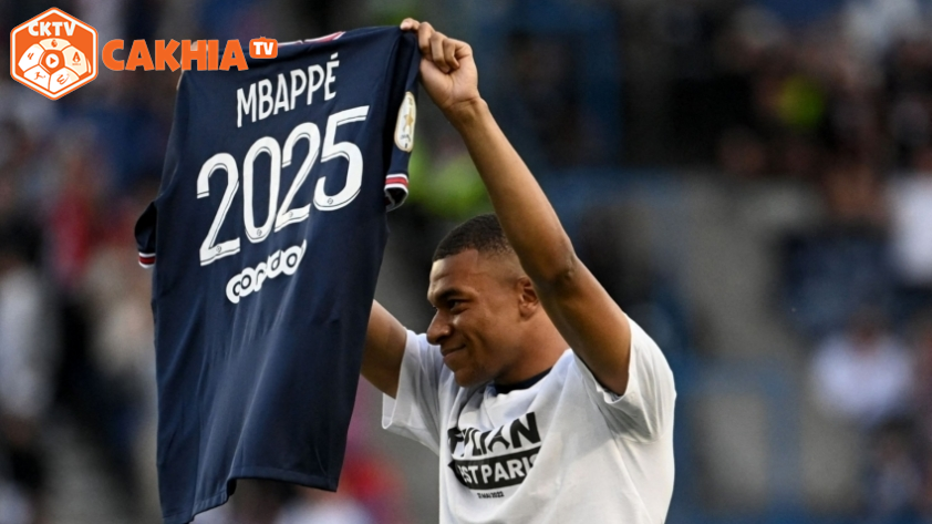 Mbappe được cho là đã đạt thỏa thuận cá nhân với Real Madrid trước khi gia hạn với PSG.